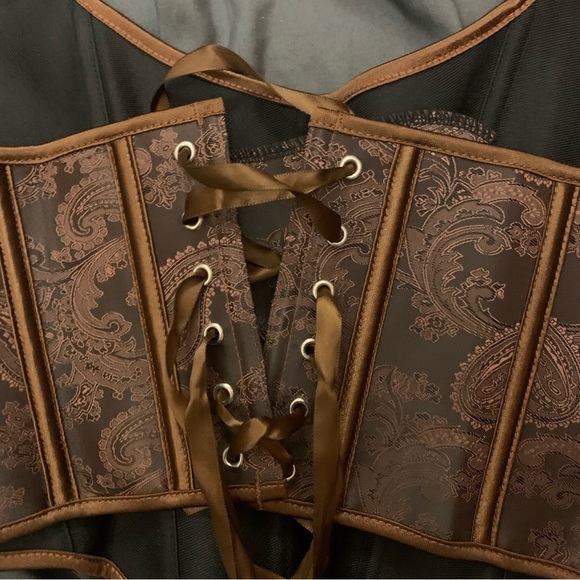 Elegant Brown Paisley Halter Top Corset - Picture 4 of 6